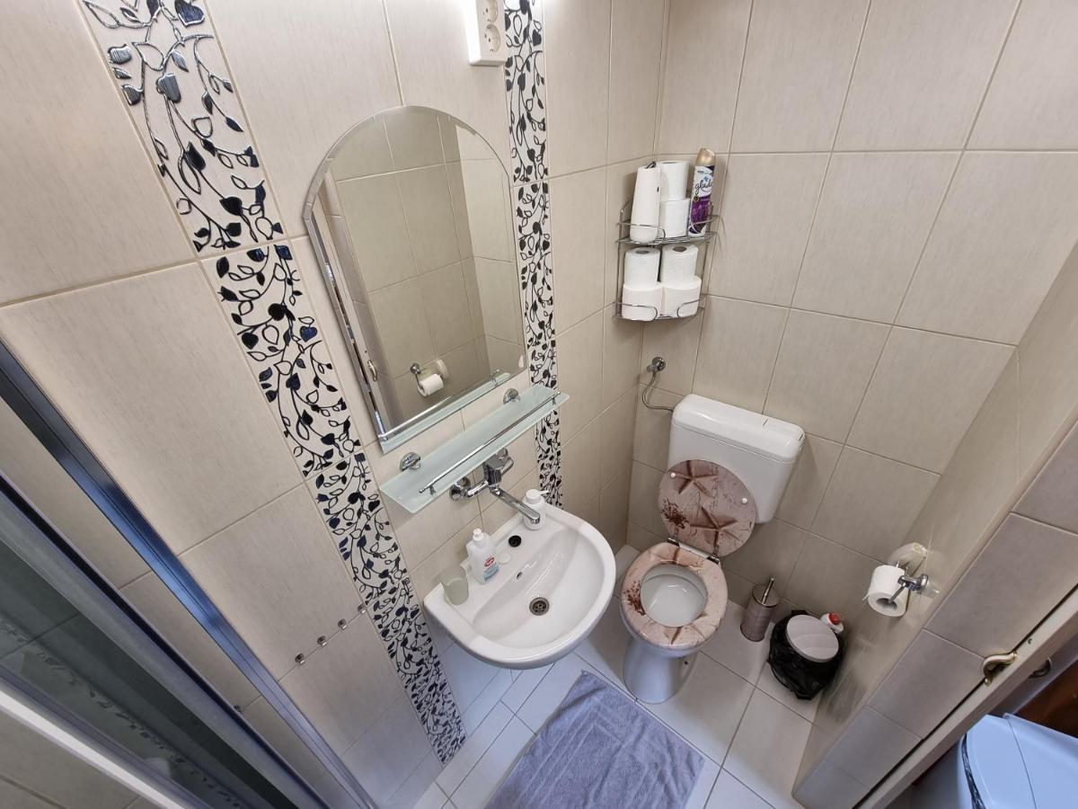 Little Cozy Apartman ミシュコルツ エクステリア 写真
