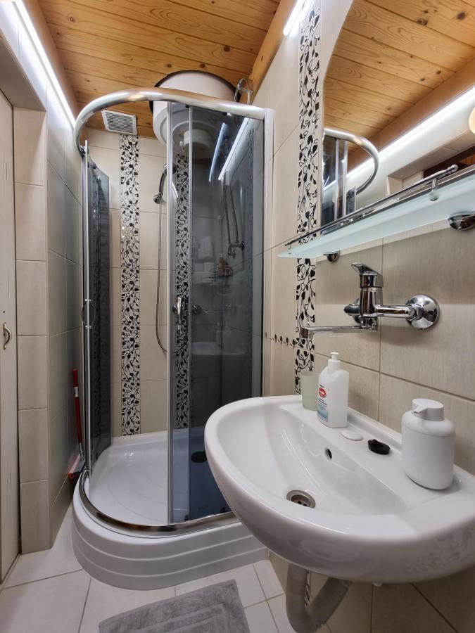 Little Cozy Apartman ミシュコルツ エクステリア 写真